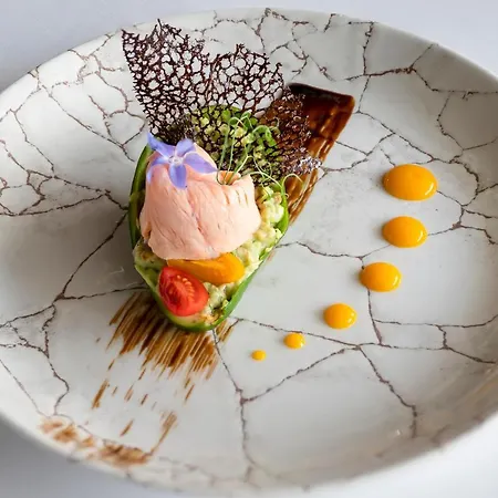 Leda - Adults Only 4*