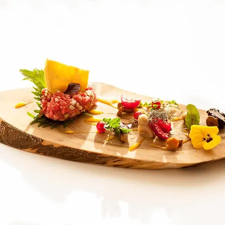 Leda - Adults Only 4* 코워브제크