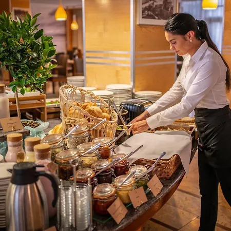Hotell Leda - Adults Only 4*