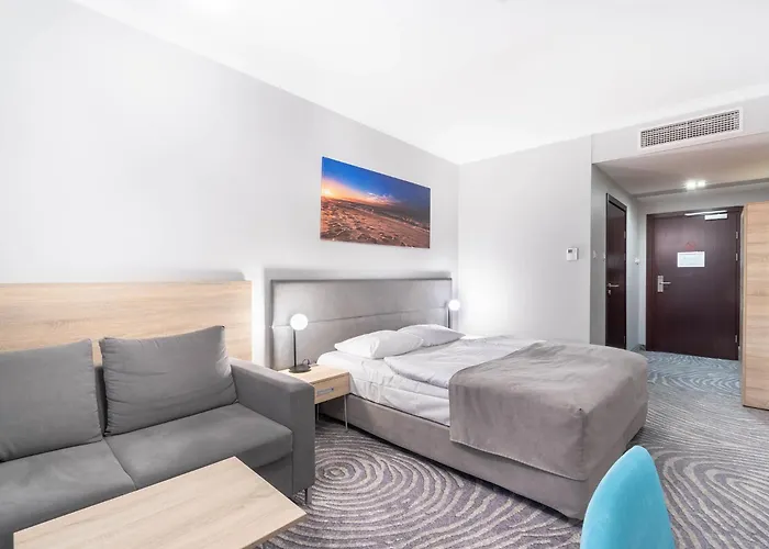 Leda - Adults Only 4*